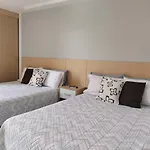 Medellin- La 70, Close To Everything, Laureles Retreat