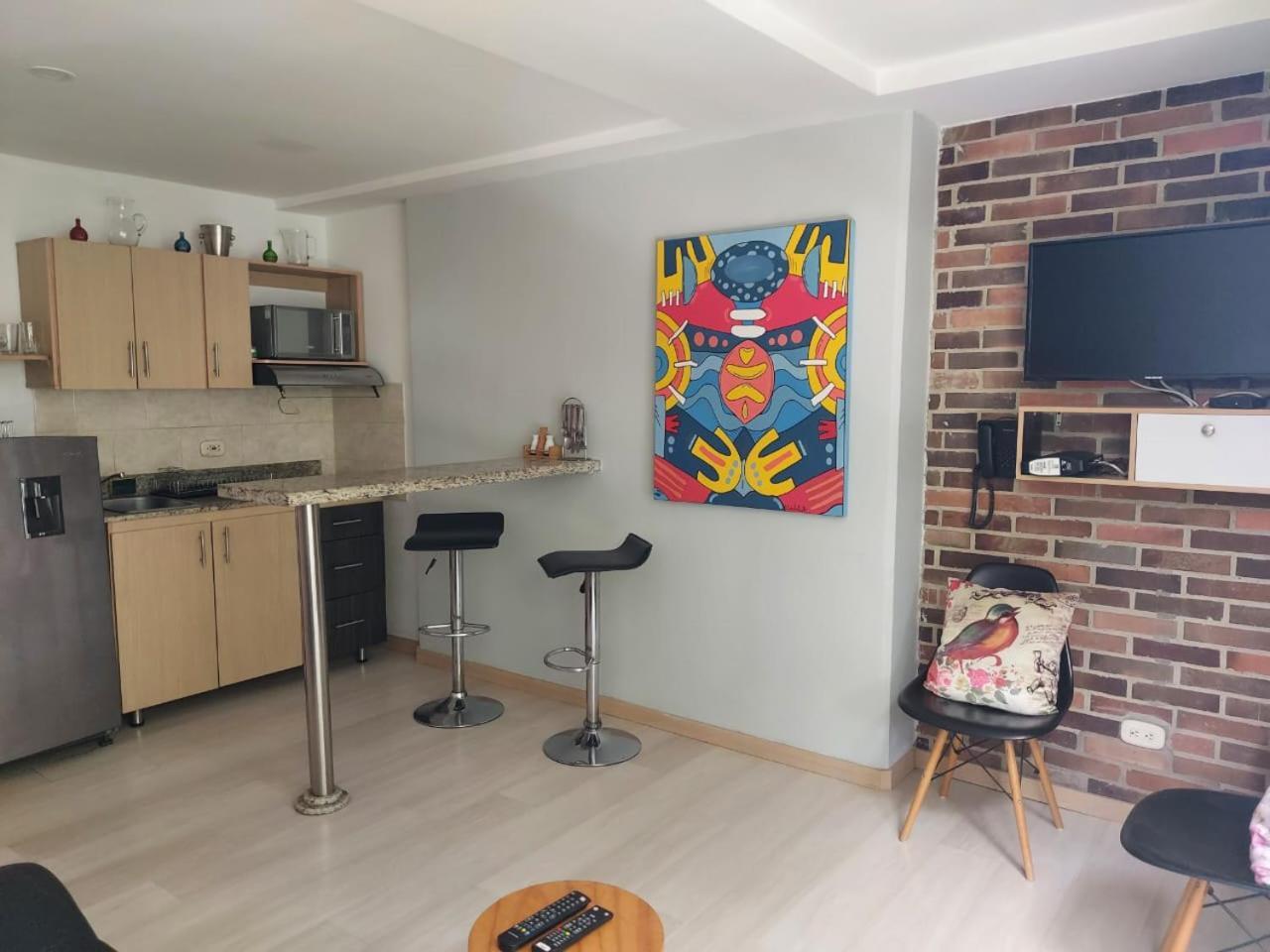 Medellin- La 70, Close To Everything, Laureles Retreat Apartment *